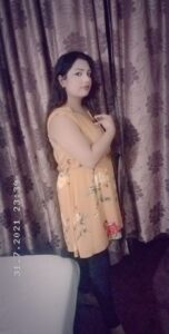 Escorts in Mozang Lahore