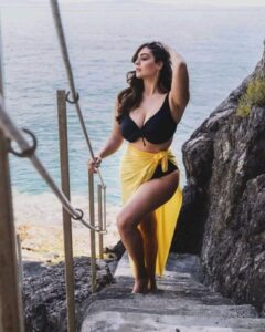 Escorts in Muslim Town Lahore